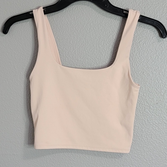 EXPRESS CROP TOP/ SIZE XS. - Picture 3 of 11
